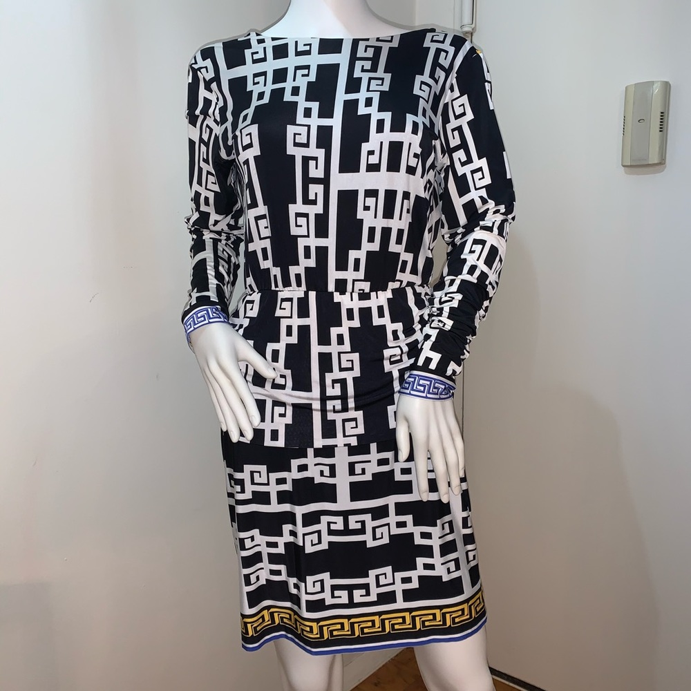 Geometric sheath dress - Picture 3 of 8